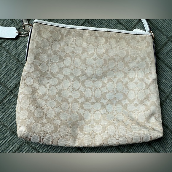 Coach Beige Signature Crossbody with White Trim and Gold Hardware - Picture 3 of 13